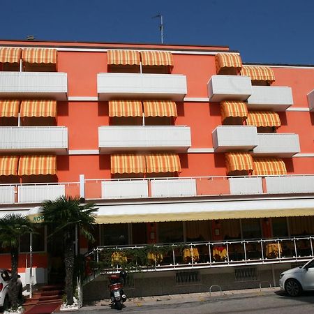 Hotel Paron Bibione Exterior foto